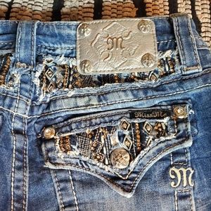 Miss Me jeans sz 26 rodeo western boot cut denim embellished pockets and yoke